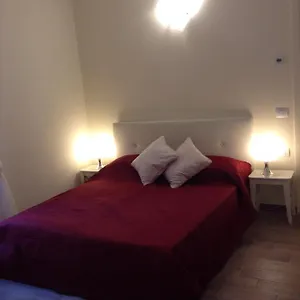 Inn El Doorado, Dorio